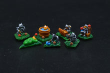 Load image into Gallery viewer, Cat adventurer dice Diorama - polyhedral set [Sharp Edge] Hand made
