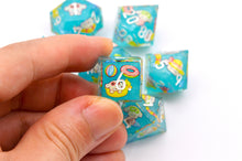 Load image into Gallery viewer, Little Dog go to the sea [Handmade Dice Set]
