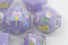 Load image into Gallery viewer, Winged Heart Dice- polyhedral set [Sharp Edge] Hand made
