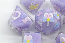 Load image into Gallery viewer, Winged Heart Dice- polyhedral set [Sharp Edge] Hand made
