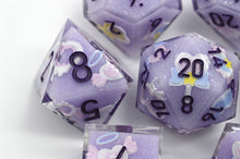 Load image into Gallery viewer, Winged Heart Dice- polyhedral set [Sharp Edge] Hand made
