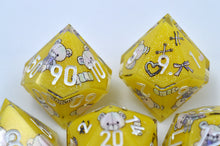Load image into Gallery viewer, Teddy bear- 2 colors- Yellow ,Purple- polyhedral set [Sharp Edge] Hand made
