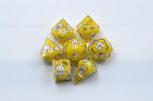 Load image into Gallery viewer, Teddy bear Yellow Colors- polyhedral set [Sharp Edge] Hand made
