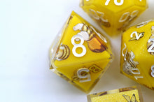 Load image into Gallery viewer, Bee Kitten Dice [Handmade Dice Set]
