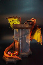 Load image into Gallery viewer, Dungeons &amp; Dragons dice tower [Major cineplex exclusive collection] Red color [Hand paint]

